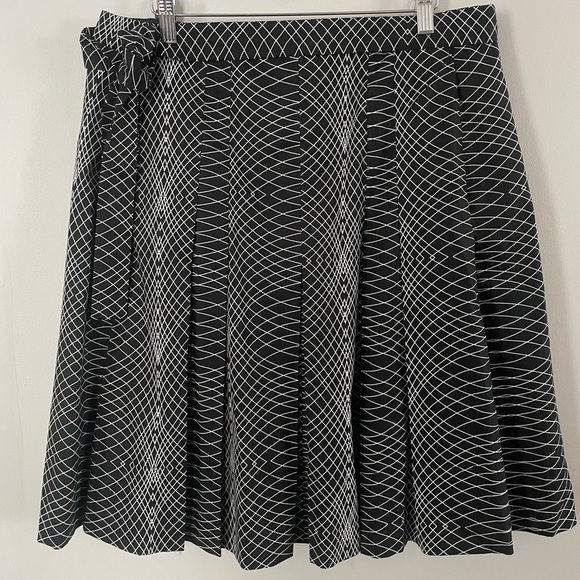 Ellen Tracy Black & White Cotton Full Skirt Sz 12 - Picture 1 of 4